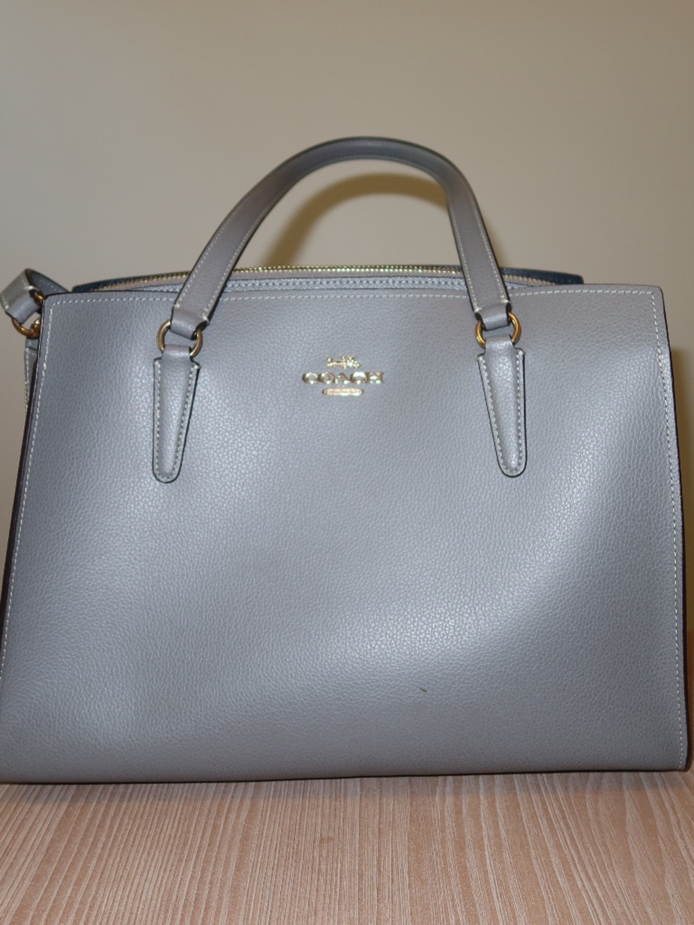 Coach Purse Grey Tote Bag Long Strap Three Compartments Zipper Closure Middle